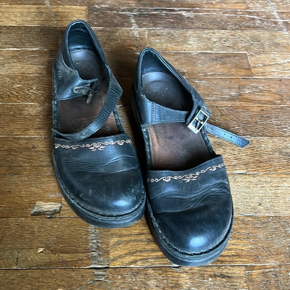 NAOT Mary Jane style clogs - Picture 1 of 2